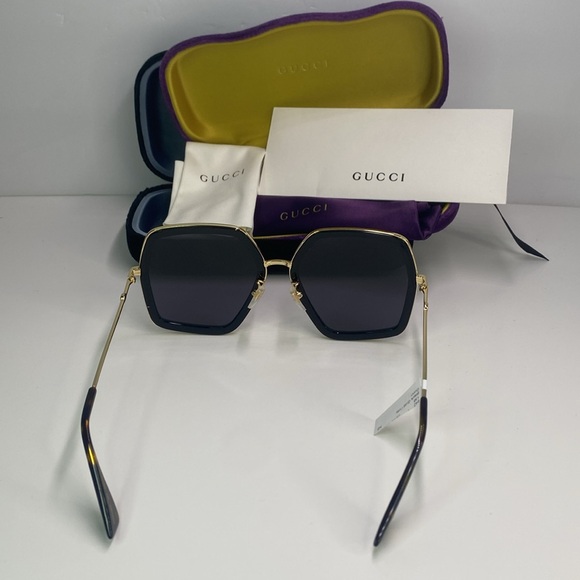 💯- New Authentic GUCCI GG0106S 001 - AS SEEN ON JENNIFER LOPEZ - Picture 10 of 17